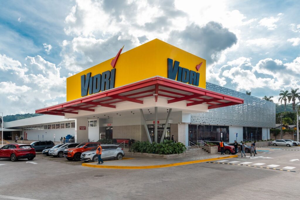 Almacenes Vidri, sala de ventas y oficinas, El Salvador